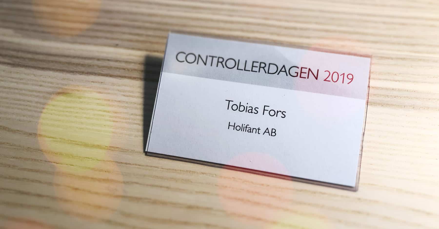 Tobias Fors namnskylt från Controllerdagen 2019 i Uppsala